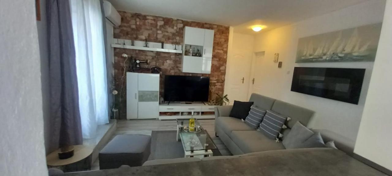 Braavos Apartments Sibenik - Free Parking - Marina 100M エクステリア 写真